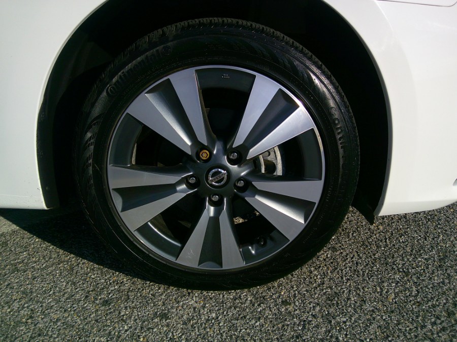 2019 Nissan Sentra SR CVT, available for sale in Massapequa, New York | South Shore Auto Brokers & Sales. Massapequa, New York 2019 Nissan Sentra SR CVT, available for sale in Massapequa, New York | South Shore Auto Brokers & Sales. Massapequa, New York