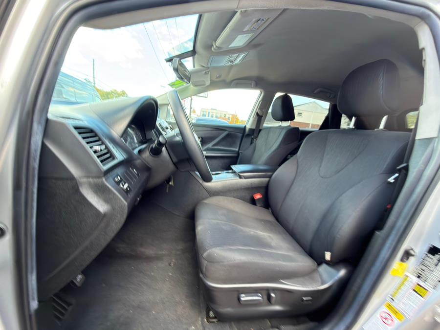 2014 Toyota Venza 4dr Wgn I4 AWD LE (Natl), available for sale in Manchester, Connecticut | Carsonmain LLC. Manchester, Connecticut 2014 Toyota Venza 4dr Wgn I4 AWD LE (Natl), available for sale in Manchester, Connecticut | Carsonmain LLC. Manchester, Connecticut