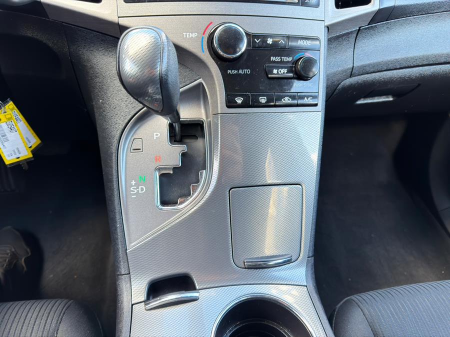 2014 Toyota Venza 4dr Wgn I4 AWD LE (Natl), available for sale in Manchester, Connecticut | Carsonmain LLC. Manchester, Connecticut 2014 Toyota Venza 4dr Wgn I4 AWD LE (Natl), available for sale in Manchester, Connecticut | Carsonmain LLC. Manchester, Connecticut
