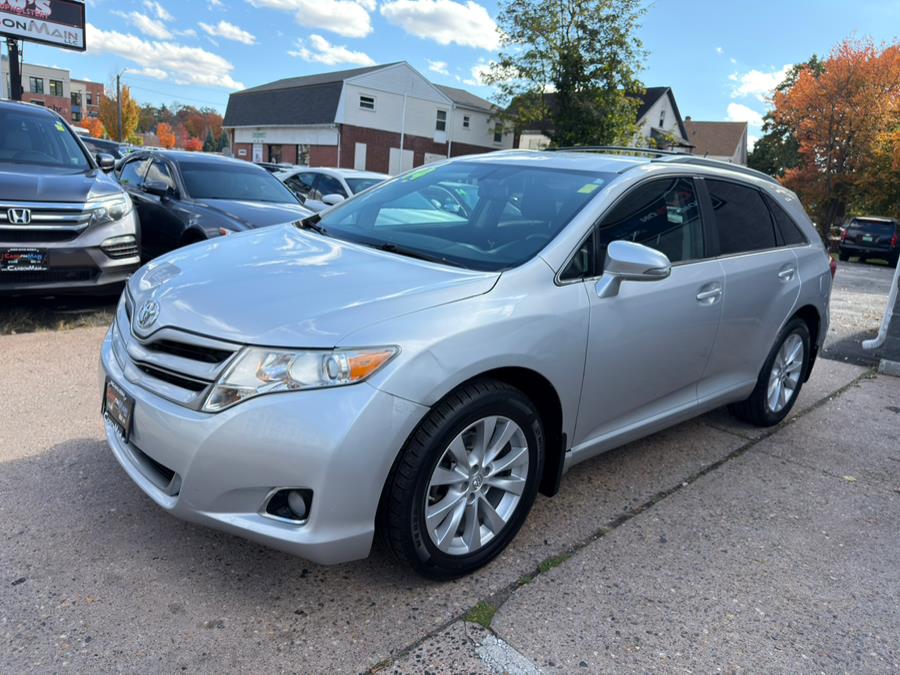 2014 Toyota Venza 4dr Wgn I4 AWD LE (Natl), available for sale in Manchester, Connecticut | Carsonmain LLC. Manchester, Connecticut 2014 Toyota Venza 4dr Wgn I4 AWD LE (Natl), available for sale in Manchester, Connecticut | Carsonmain LLC. Manchester, Connecticut