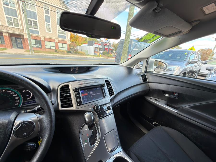 2014 Toyota Venza 4dr Wgn I4 AWD LE (Natl), available for sale in Manchester, Connecticut | Carsonmain LLC. Manchester, Connecticut 2014 Toyota Venza 4dr Wgn I4 AWD LE (Natl), available for sale in Manchester, Connecticut | Carsonmain LLC. Manchester, Connecticut