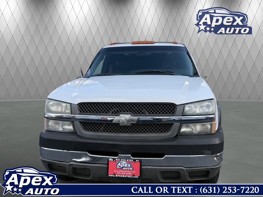 Used 2004 Chevrolet Silverado 3500 in Selden, New York | Apex Auto. Selden, New York