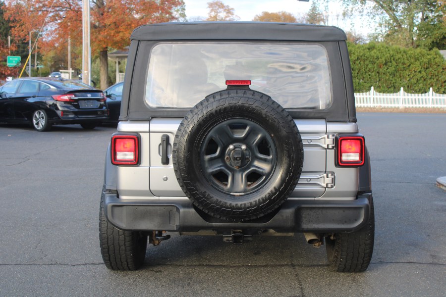 2018 Jeep Wrangler Unlimited Sport S photo 4