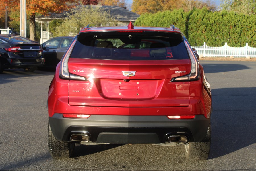 2020 Cadillac XT4 Sport photo 4