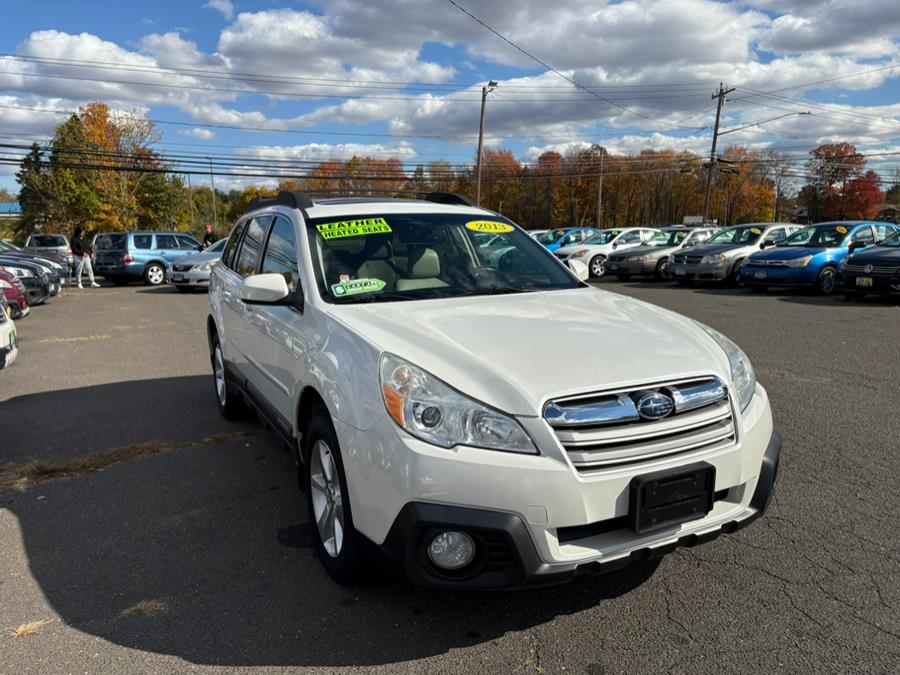 2013 Subaru Outback 4dr Wgn H4 Auto 2.5i Limited, available for sale in East Windsor, Connecticut | CT Car Co LLC. East Windsor, Connecticut 2013 Subaru Outback 4dr Wgn H4 Auto 2.5i Limited, available for sale in East Windsor, Connecticut | CT Car Co LLC. East Windsor, Connecticut