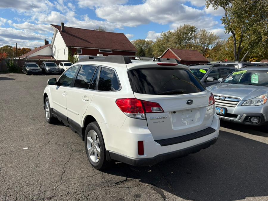 2013 Subaru Outback 4dr Wgn H4 Auto 2.5i Limited, available for sale in East Windsor, Connecticut | CT Car Co LLC. East Windsor, Connecticut 2013 Subaru Outback 4dr Wgn H4 Auto 2.5i Limited, available for sale in East Windsor, Connecticut | CT Car Co LLC. East Windsor, Connecticut