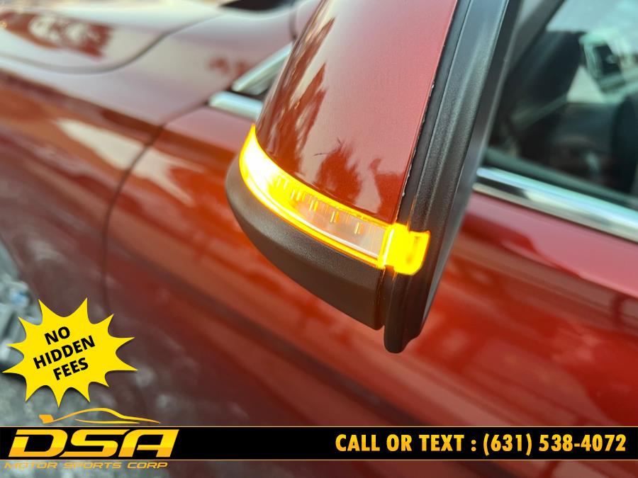 2018 BMW 3 Series 330i xDrive Sedan, available for sale in Commack, New York | DSA Motor Sports Corp. Commack, New York 2018 BMW 3 Series 330i xDrive Sedan, available for sale in Commack, New York | DSA Motor Sports Corp. Commack, New York