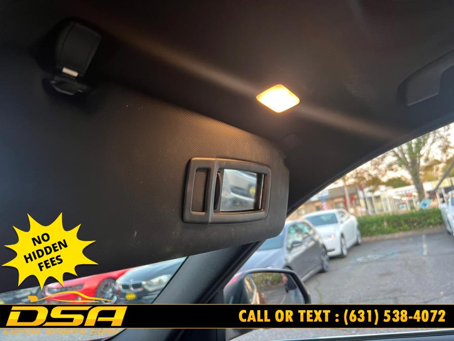 2018 BMW 3 Series 330i xDrive Sedan, available for sale in Commack, New York | DSA Motor Sports Corp. Commack, New York 2018 BMW 3 Series 330i xDrive Sedan, available for sale in Commack, New York | DSA Motor Sports Corp. Commack, New York