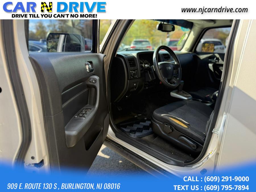 2006 Hummer H3 Suv luxury, available for sale in Bordentown, New Jersey | Car N Drive. Bordentown, New Jersey 2006 Hummer H3 Suv luxury, available for sale in Bordentown, New Jersey | Car N Drive. Bordentown, New Jersey