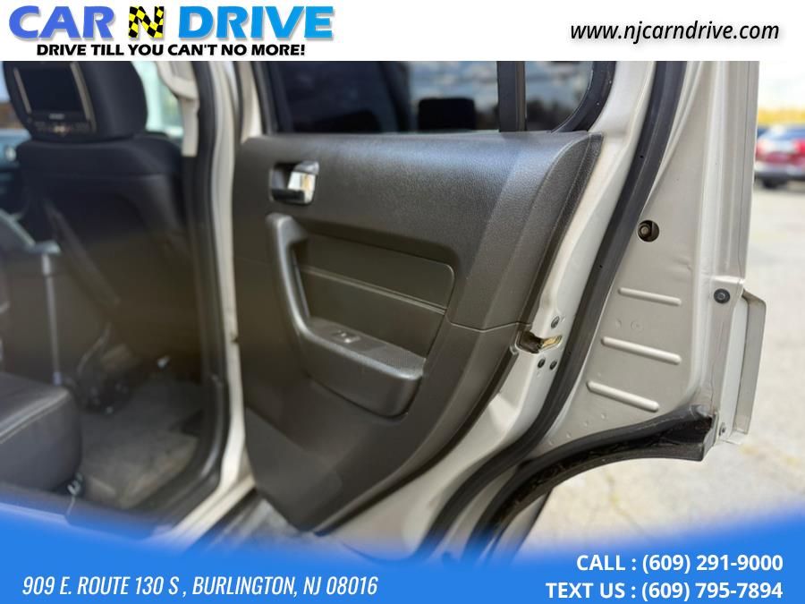 2006 Hummer H3 Suv luxury, available for sale in Bordentown, New Jersey | Car N Drive. Bordentown, New Jersey 2006 Hummer H3 Suv luxury, available for sale in Bordentown, New Jersey | Car N Drive. Bordentown, New Jersey