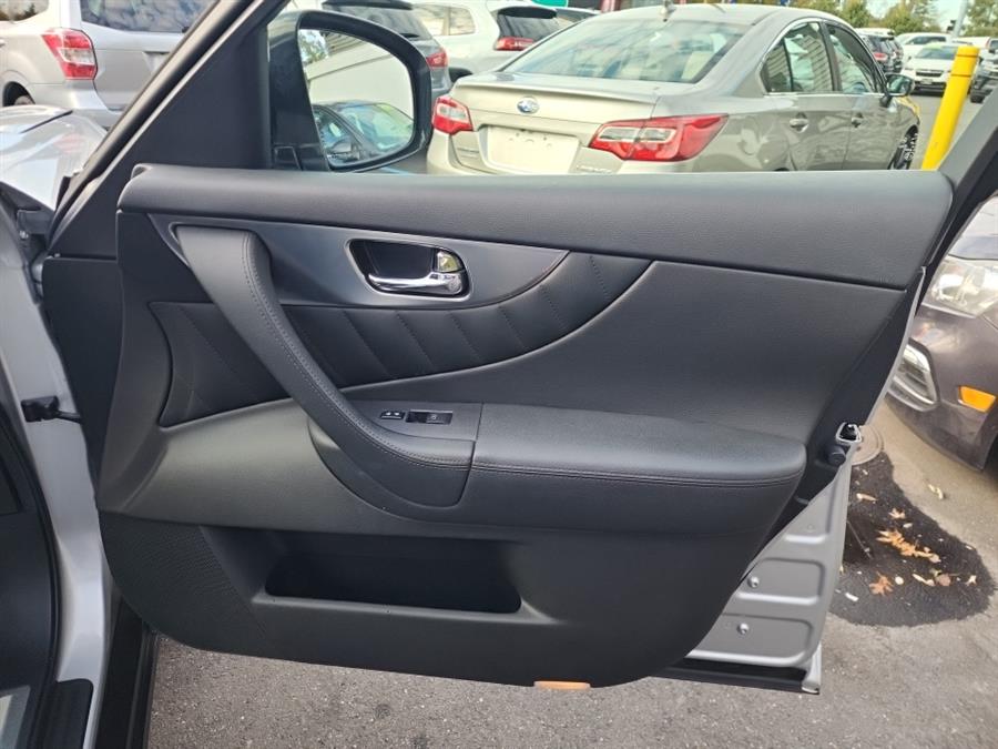 2010 Infiniti FX35 AWD 4dr, available for sale in Islip, New York | L.I. Auto Gallery. Islip, New York 2010 Infiniti FX35 AWD 4dr, available for sale in Islip, New York | L.I. Auto Gallery. Islip, New York