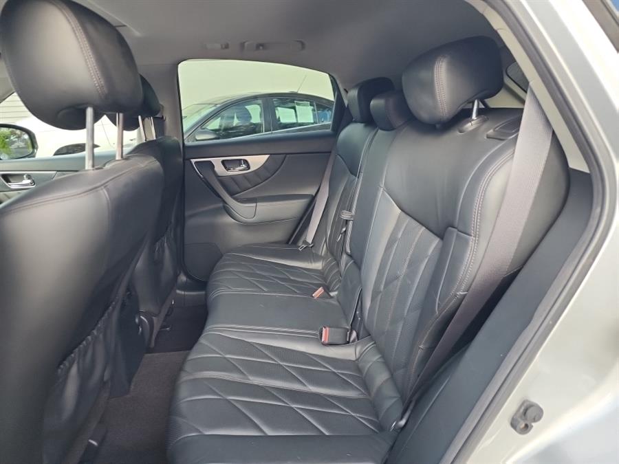 2010 Infiniti FX35 AWD 4dr, available for sale in Islip, New York | L.I. Auto Gallery. Islip, New York 2010 Infiniti FX35 AWD 4dr, available for sale in Islip, New York | L.I. Auto Gallery. Islip, New York