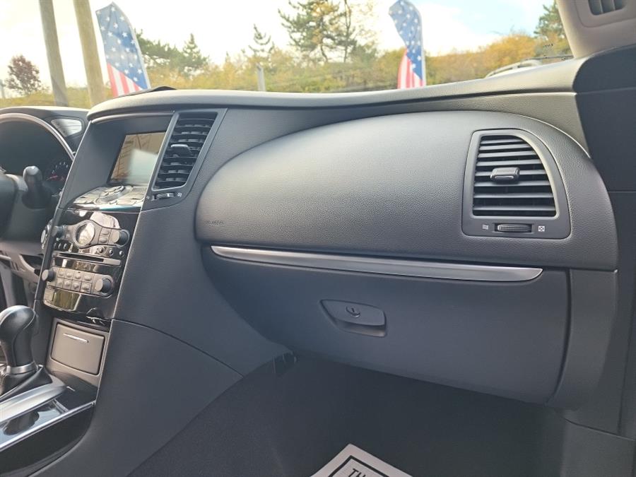 2010 Infiniti FX35 AWD 4dr, available for sale in Islip, New York | L.I. Auto Gallery. Islip, New York 2010 Infiniti FX35 AWD 4dr, available for sale in Islip, New York | L.I. Auto Gallery. Islip, New York