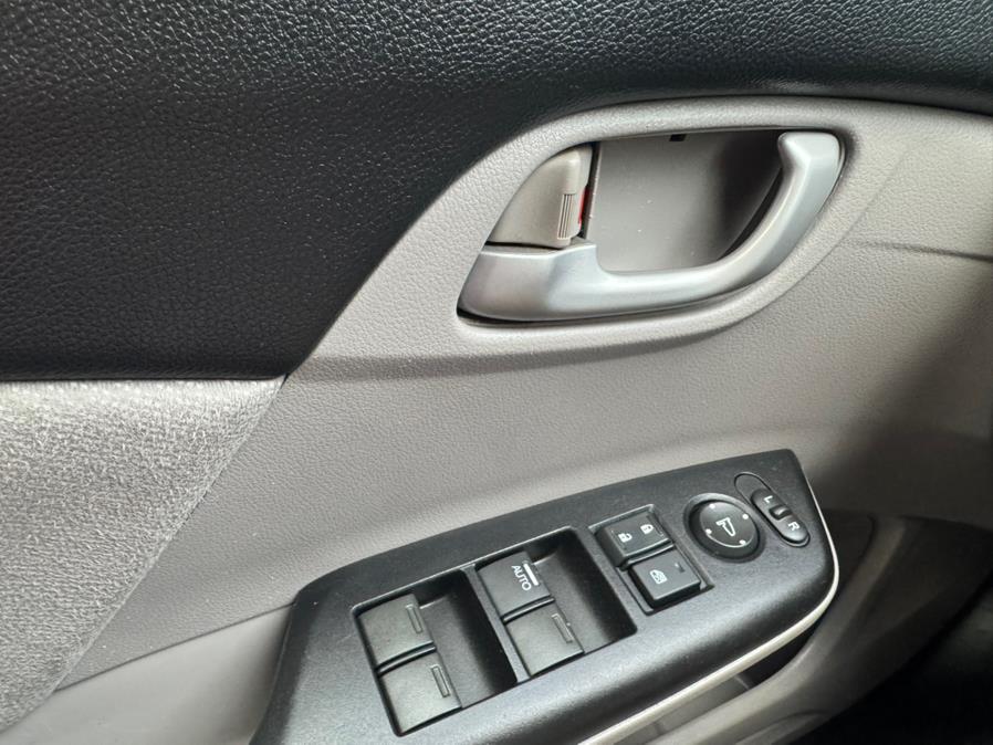 2013 Honda Civic Sdn 4dr Auto LX, available for sale in New Britain, Connecticut | Supreme Automotive. New Britain, Connecticut 2013 Honda Civic Sdn 4dr Auto LX, available for sale in New Britain, Connecticut | Supreme Automotive. New Britain, Connecticut