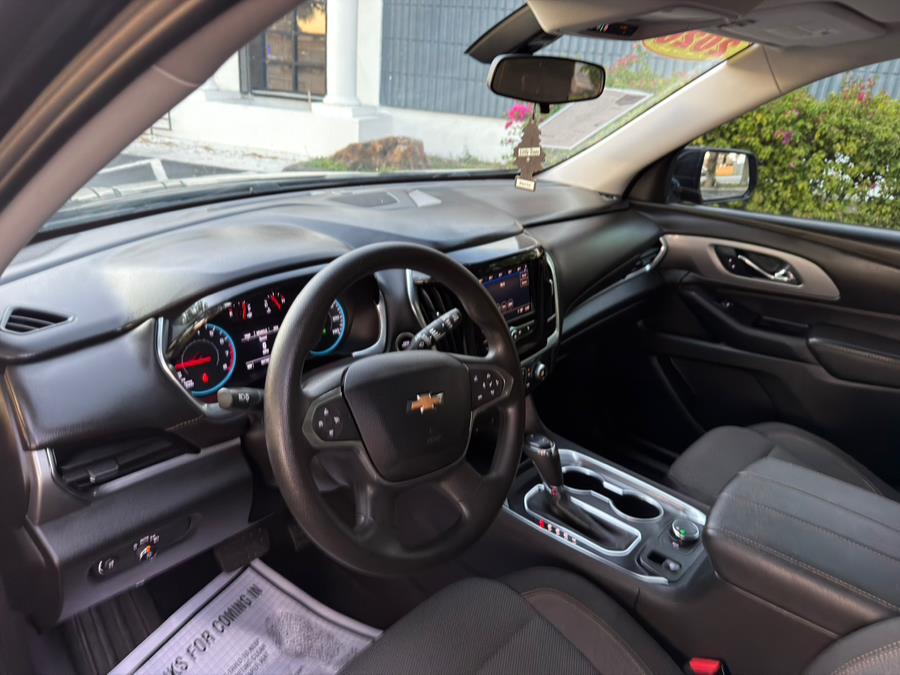 2020 Chevrolet Traverse FWD 4dr LS w/1LS, available for sale in Hialeah, Florida | The Palm Motors LLC. Hialeah, Florida 2020 Chevrolet Traverse FWD 4dr LS w/1LS, available for sale in Hialeah, Florida | The Palm Motors LLC. Hialeah, Florida