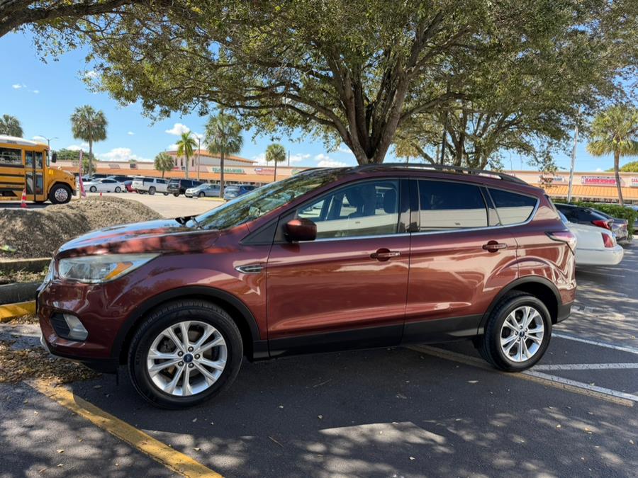 2018 Ford Escape SE FWD, available for sale in Hialeah, Florida | The Palm Motors LLC. Hialeah, Florida 2018 Ford Escape SE FWD, available for sale in Hialeah, Florida | The Palm Motors LLC. Hialeah, Florida
