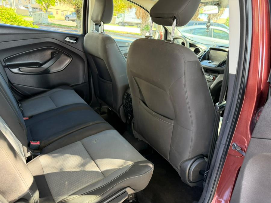2018 Ford Escape SE FWD, available for sale in Hialeah, Florida | The Palm Motors LLC. Hialeah, Florida 2018 Ford Escape SE FWD, available for sale in Hialeah, Florida | The Palm Motors LLC. Hialeah, Florida