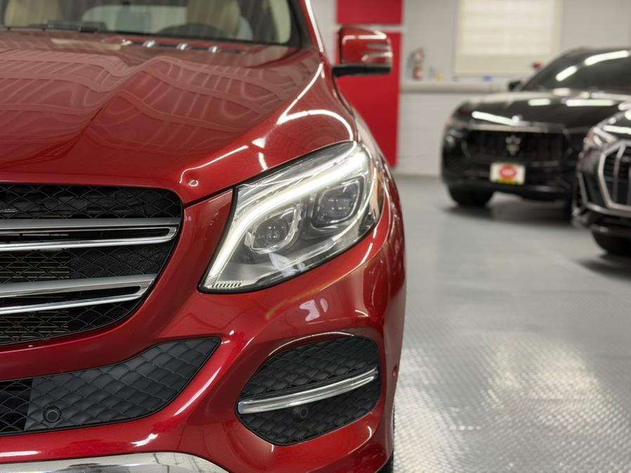 2017 Mercedes Benz GLE 350 4MATIC photo 4