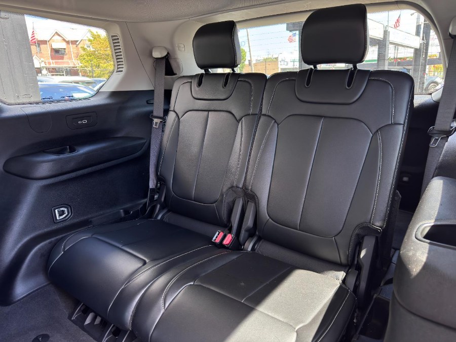 2021 Jeep Grand Cherokee L Limited 4x4, available for sale in Flushing, New York | Silverline Auto Group. Flushing, New York 2021 Jeep Grand Cherokee L Limited 4x4, available for sale in Flushing, New York | Silverline Auto Group. Flushing, New York