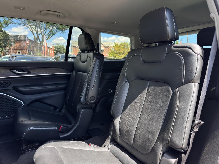 2021 Jeep Grand Cherokee L Limited 4x4, available for sale in Flushing, New York | Silverline Auto Group. Flushing, New York 2021 Jeep Grand Cherokee L Limited 4x4, available for sale in Flushing, New York | Silverline Auto Group. Flushing, New York