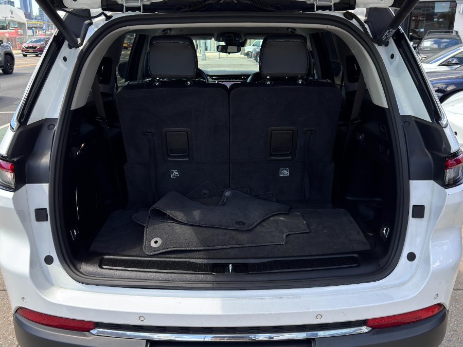 2021 Jeep Grand Cherokee L Limited 4x4, available for sale in Flushing, New York | Silverline Auto Group. Flushing, New York 2021 Jeep Grand Cherokee L Limited 4x4, available for sale in Flushing, New York | Silverline Auto Group. Flushing, New York