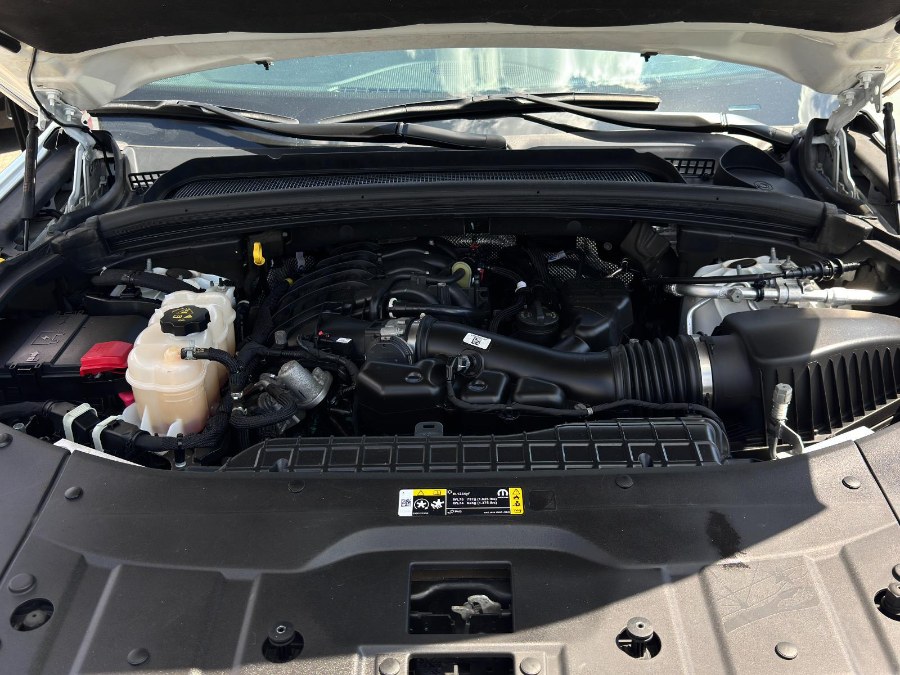 2021 Jeep Grand Cherokee L Limited 4x4, available for sale in Flushing, New York | Silverline Auto Group. Flushing, New York 2021 Jeep Grand Cherokee L Limited 4x4, available for sale in Flushing, New York | Silverline Auto Group. Flushing, New York