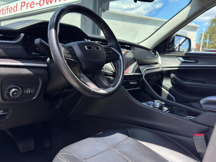 2021 Jeep Grand Cherokee L Limited 4x4, available for sale in Flushing, New York | Silverline Auto Group. Flushing, New York 2021 Jeep Grand Cherokee L Limited 4x4, available for sale in Flushing, New York | Silverline Auto Group. Flushing, New York