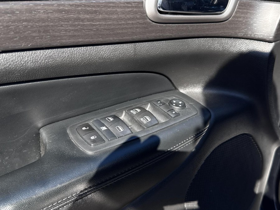 2017 Jeep Grand Cherokee Altitude 4x4 *Ltd Avail*, available for sale in Flushing, New York | Silverline Auto Group. Flushing, New York 2017 Jeep Grand Cherokee Altitude 4x4 *Ltd Avail*, available for sale in Flushing, New York | Silverline Auto Group. Flushing, New York