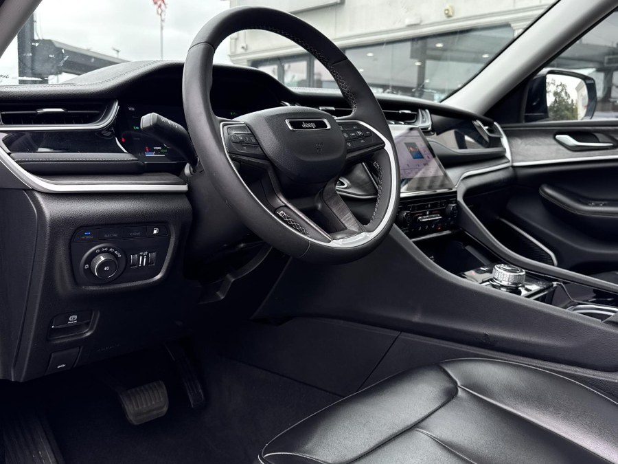 2023 Jeep Grand Cherokee 4xe 4x4, available for sale in Flushing, New York | Silverline Auto Group. Flushing, New York 2023 Jeep Grand Cherokee 4xe 4x4, available for sale in Flushing, New York | Silverline Auto Group. Flushing, New York