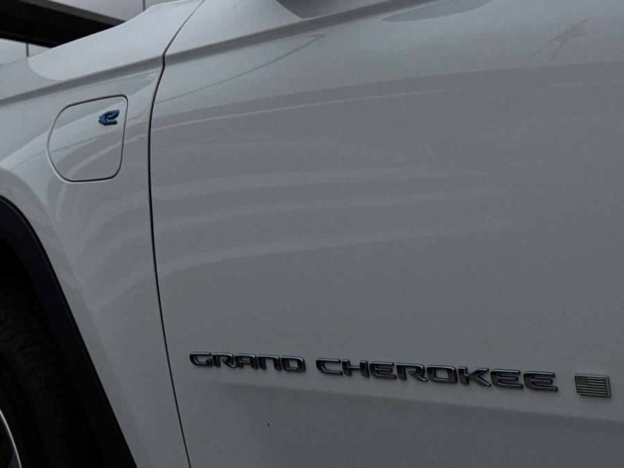 2023 Jeep Grand Cherokee 4xe 4x4, available for sale in Flushing, New York | Silverline Auto Group. Flushing, New York 2023 Jeep Grand Cherokee 4xe 4x4, available for sale in Flushing, New York | Silverline Auto Group. Flushing, New York