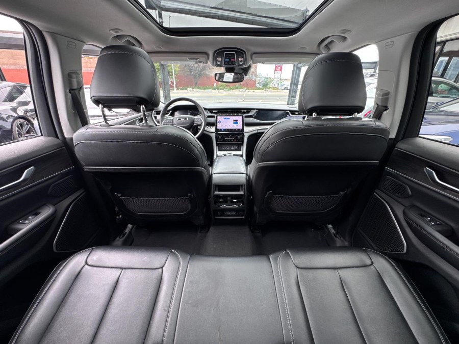 2023 Jeep Grand Cherokee 4xe 4x4, available for sale in Flushing, New York | Silverline Auto Group. Flushing, New York 2023 Jeep Grand Cherokee 4xe 4x4, available for sale in Flushing, New York | Silverline Auto Group. Flushing, New York