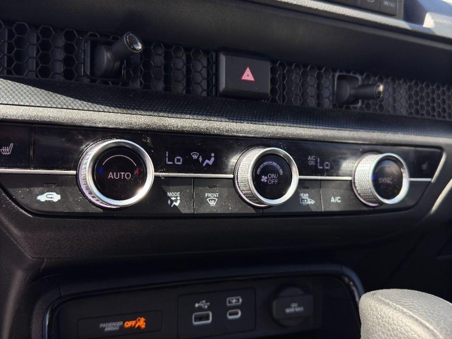 2023 Honda CR-V EX AWD, available for sale in Flushing, New York | Silverline Auto Group. Flushing, New York 2023 Honda CR-V EX AWD, available for sale in Flushing, New York | Silverline Auto Group. Flushing, New York