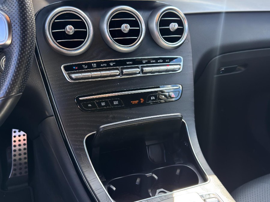 2022 Mercedes-Benz GLC GLC 300 4MATIC SUV, available for sale in Flushing, New York | Silverline Auto Group. Flushing, New York 2022 Mercedes-Benz GLC GLC 300 4MATIC SUV, available for sale in Flushing, New York | Silverline Auto Group. Flushing, New York