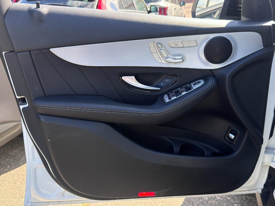 2022 Mercedes-Benz GLC GLC 300 4MATIC SUV, available for sale in Flushing, New York | Silverline Auto Group. Flushing, New York 2022 Mercedes-Benz GLC GLC 300 4MATIC SUV, available for sale in Flushing, New York | Silverline Auto Group. Flushing, New York