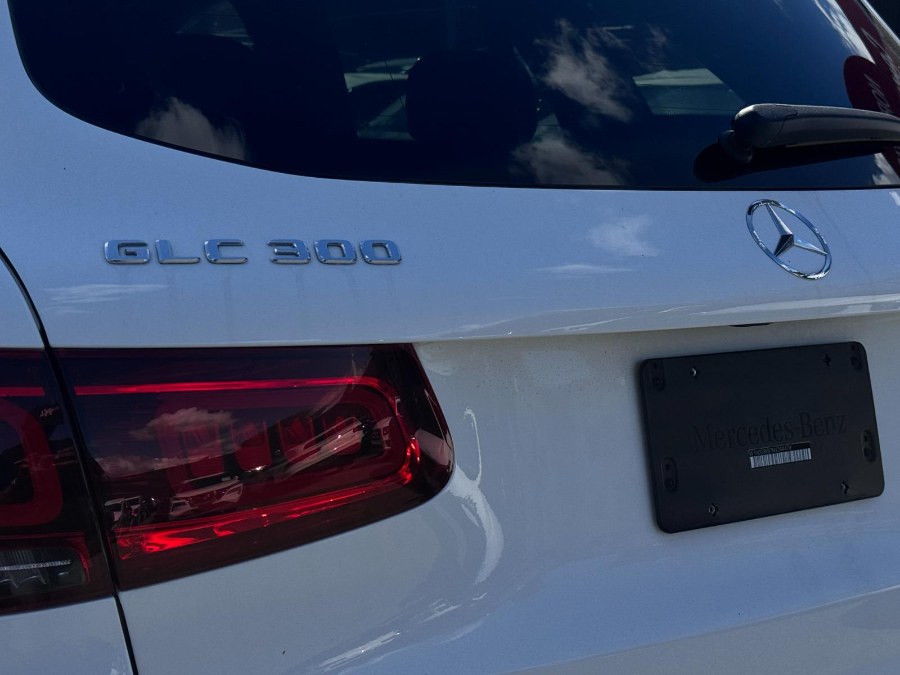 2022 Mercedes-Benz GLC GLC 300 4MATIC SUV, available for sale in Flushing, New York | Silverline Auto Group. Flushing, New York 2022 Mercedes-Benz GLC GLC 300 4MATIC SUV, available for sale in Flushing, New York | Silverline Auto Group. Flushing, New York