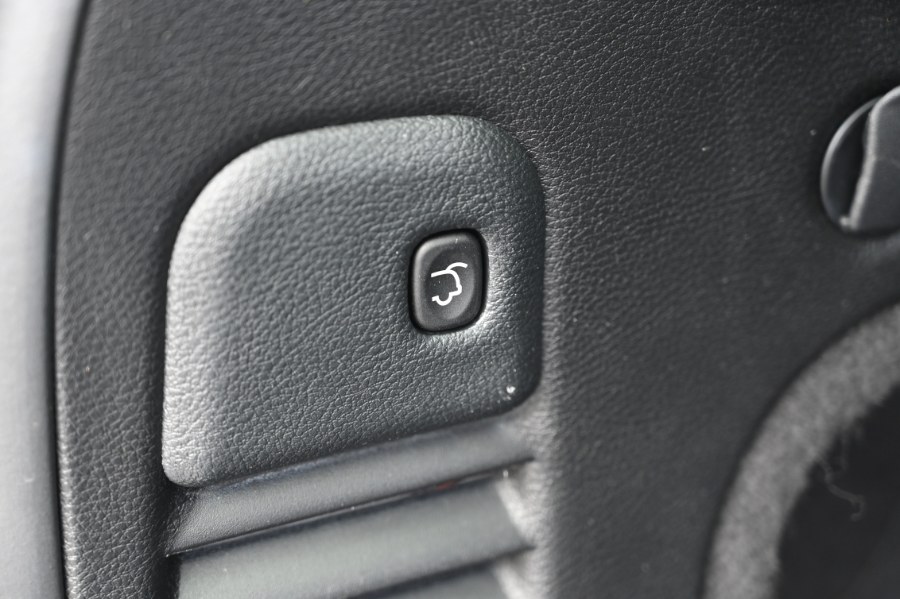 2020 Jeep Grand Cherokee Limited 4x4, available for sale in Waterbury, Connecticut | Highline Car Connection. Waterbury, Connecticut 2020 Jeep Grand Cherokee Limited 4x4, available for sale in Waterbury, Connecticut | Highline Car Connection. Waterbury, Connecticut