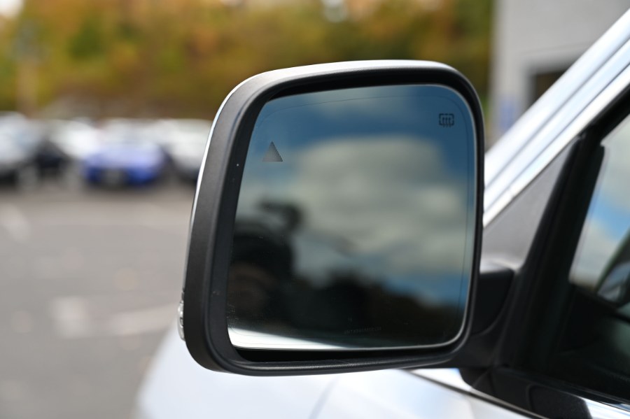 2020 Jeep Grand Cherokee Limited 4x4, available for sale in Waterbury, Connecticut | Highline Car Connection. Waterbury, Connecticut 2020 Jeep Grand Cherokee Limited 4x4, available for sale in Waterbury, Connecticut | Highline Car Connection. Waterbury, Connecticut