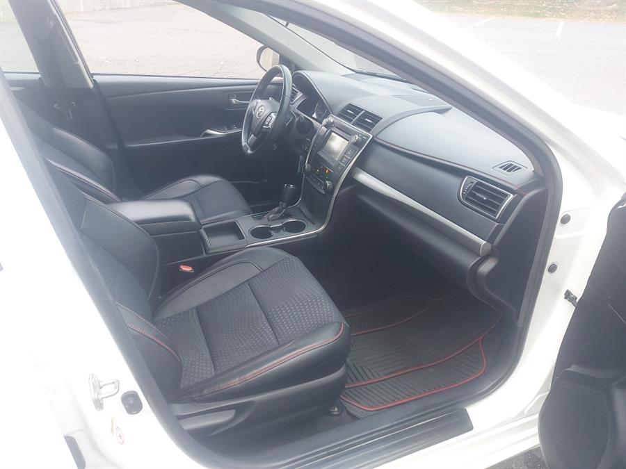 2015 Toyota Camry 4dr Sdn I4 Auto SE (Natl), available for sale in West Hartford, Connecticut | Chadrad Motors llc. West Hartford, Connecticut 2015 Toyota Camry 4dr Sdn I4 Auto SE (Natl), available for sale in West Hartford, Connecticut | Chadrad Motors llc. West Hartford, Connecticut