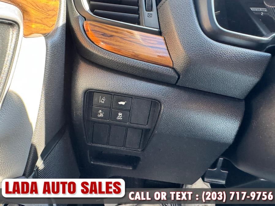 2017 Honda CR-V Touring AWD, available for sale in Bridgeport, Connecticut | Lada Auto Sales. Bridgeport, Connecticut 2017 Honda CR-V Touring AWD, available for sale in Bridgeport, Connecticut | Lada Auto Sales. Bridgeport, Connecticut