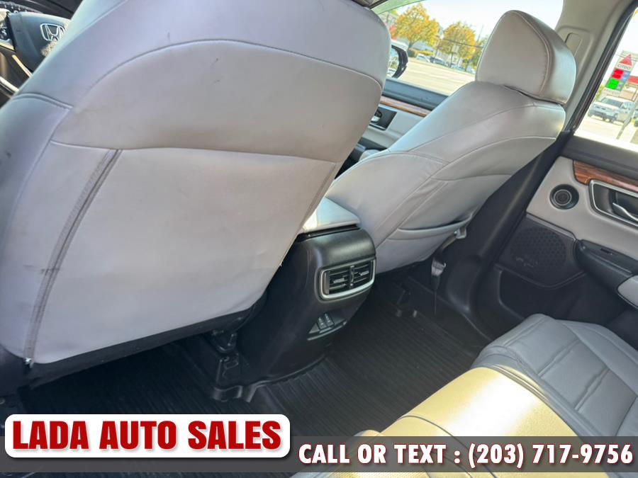 2017 Honda CR-V Touring AWD, available for sale in Bridgeport, Connecticut | Lada Auto Sales. Bridgeport, Connecticut 2017 Honda CR-V Touring AWD, available for sale in Bridgeport, Connecticut | Lada Auto Sales. Bridgeport, Connecticut