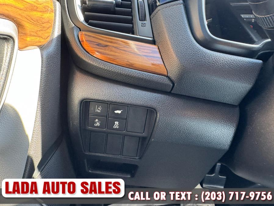 2017 Honda CR-V Touring AWD, available for sale in Bridgeport, Connecticut | Lada Auto Sales. Bridgeport, Connecticut 2017 Honda CR-V Touring AWD, available for sale in Bridgeport, Connecticut | Lada Auto Sales. Bridgeport, Connecticut