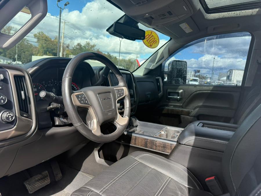 2016 GMC Sierra 2500hd Denali, available for sale in Stratford, Connecticut | Wiz Leasing Inc. Stratford, Connecticut 2016 GMC Sierra 2500hd Denali, available for sale in Stratford, Connecticut | Wiz Leasing Inc. Stratford, Connecticut