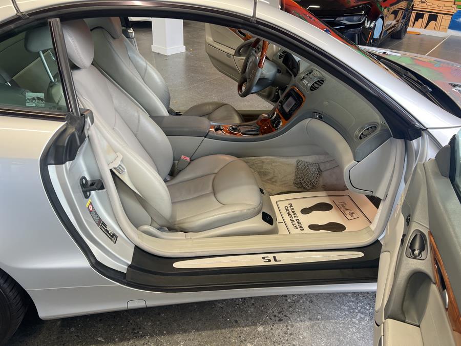 2003 Mercedes-Benz SL-Class 2dr Roadster 5.0L, available for sale in Middle Village, New York | Road Masters II INC. Middle Village, New York 2003 Mercedes-Benz SL-Class 2dr Roadster 5.0L, available for sale in Middle Village, New York | Road Masters II INC. Middle Village, New York