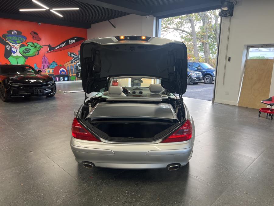 2003 Mercedes-Benz SL-Class 2dr Roadster 5.0L, available for sale in Middle Village, New York | Road Masters II INC. Middle Village, New York 2003 Mercedes-Benz SL-Class 2dr Roadster 5.0L, available for sale in Middle Village, New York | Road Masters II INC. Middle Village, New York