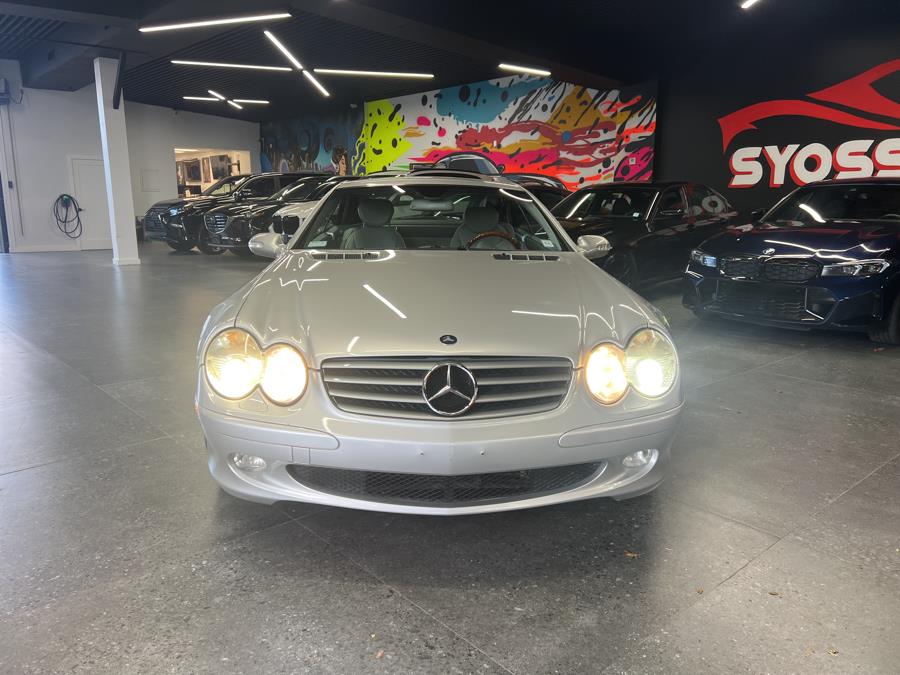 2003 Mercedes-Benz SL-Class 2dr Roadster 5.0L, available for sale in Middle Village, New York | Road Masters II INC. Middle Village, New York 2003 Mercedes-Benz SL-Class 2dr Roadster 5.0L, available for sale in Middle Village, New York | Road Masters II INC. Middle Village, New York