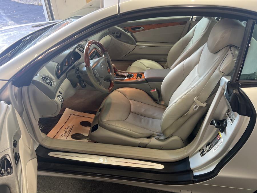 2003 Mercedes-Benz SL-Class 2dr Roadster 5.0L, available for sale in Middle Village, New York | Road Masters II INC. Middle Village, New York 2003 Mercedes-Benz SL-Class 2dr Roadster 5.0L, available for sale in Middle Village, New York | Road Masters II INC. Middle Village, New York