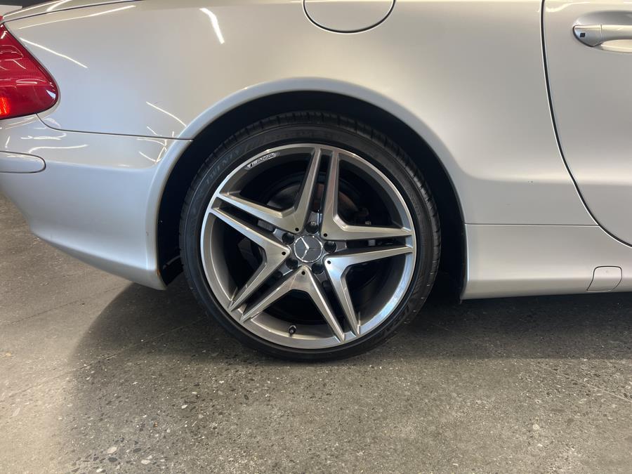 2003 Mercedes-Benz SL-Class 2dr Roadster 5.0L, available for sale in Middle Village, New York | Road Masters II INC. Middle Village, New York 2003 Mercedes-Benz SL-Class 2dr Roadster 5.0L, available for sale in Middle Village, New York | Road Masters II INC. Middle Village, New York