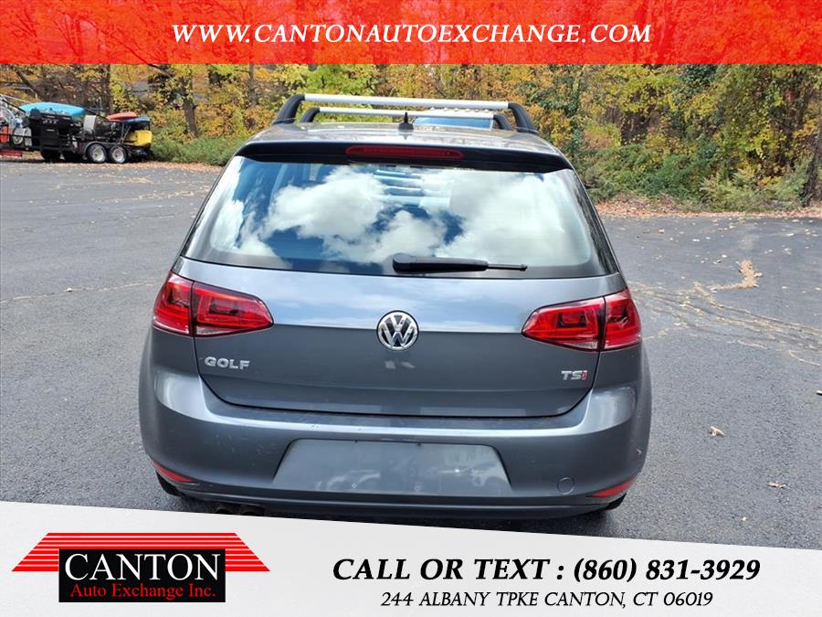 2017 Volkswagen Golf TSI S photo 4