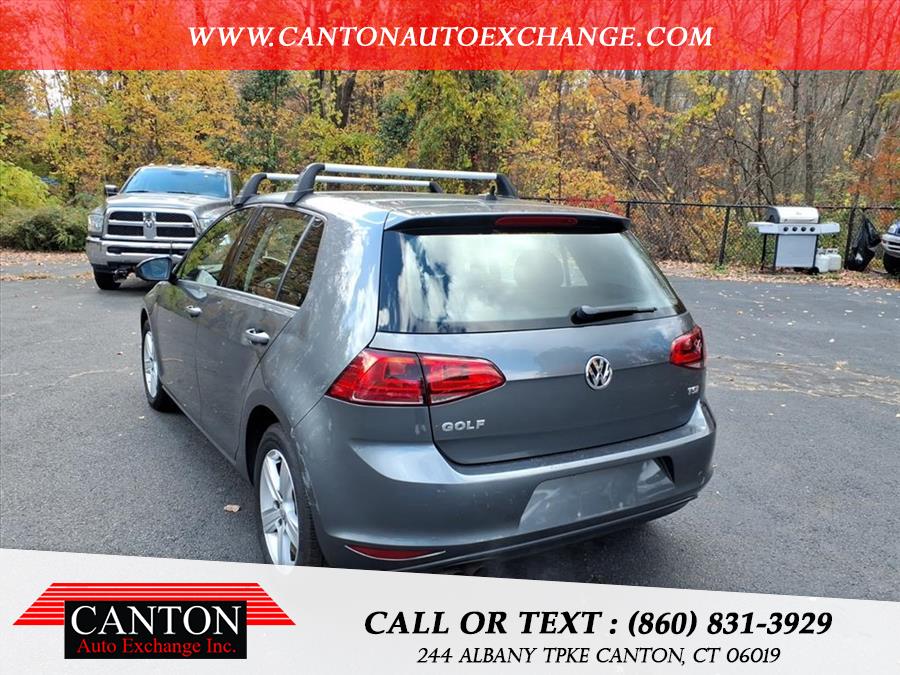 2017 Volkswagen Golf TSI S photo 3