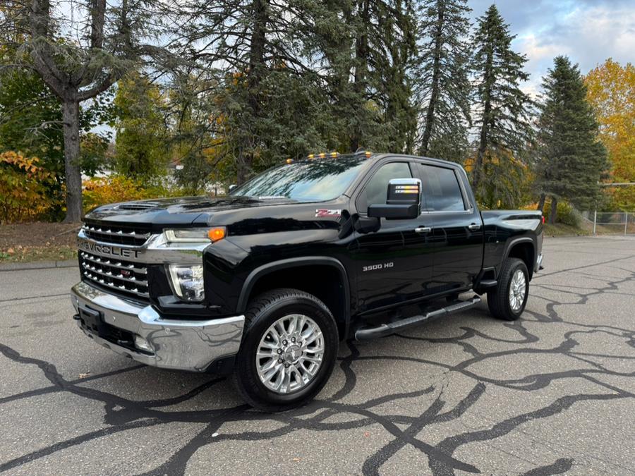 Used 2020 Chevrolet Silverado 3500HD in Waterbury, Connecticut | Platinum Auto Care. Waterbury, Connecticut